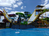 Hurricane Harbor Arlington photo 4